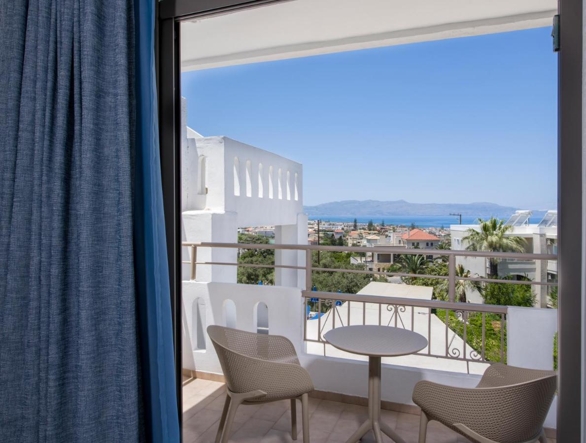 Varouxakis Hotel Platanés エクステリア 写真