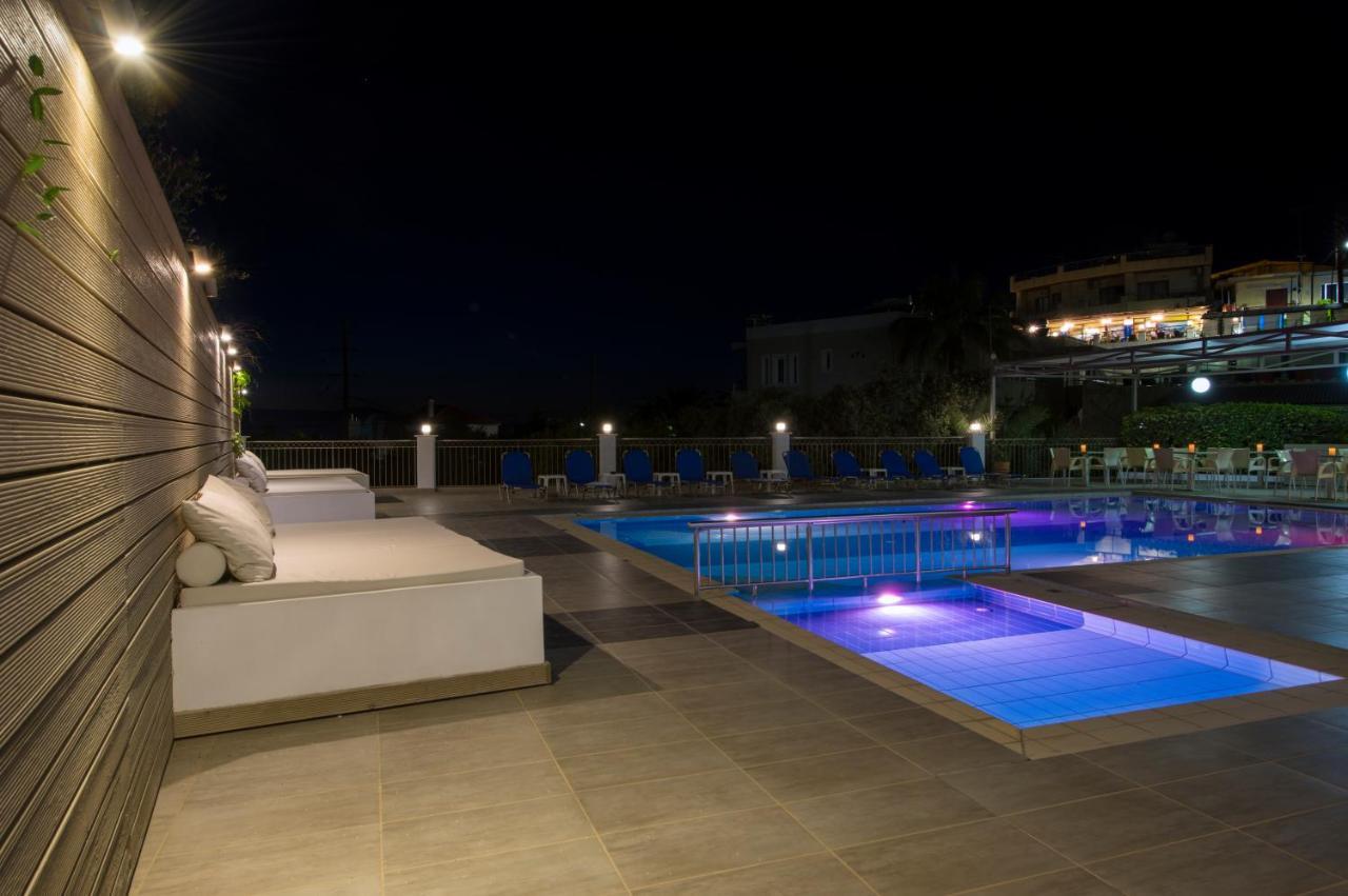 Varouxakis Hotel Platanés エクステリア 写真
