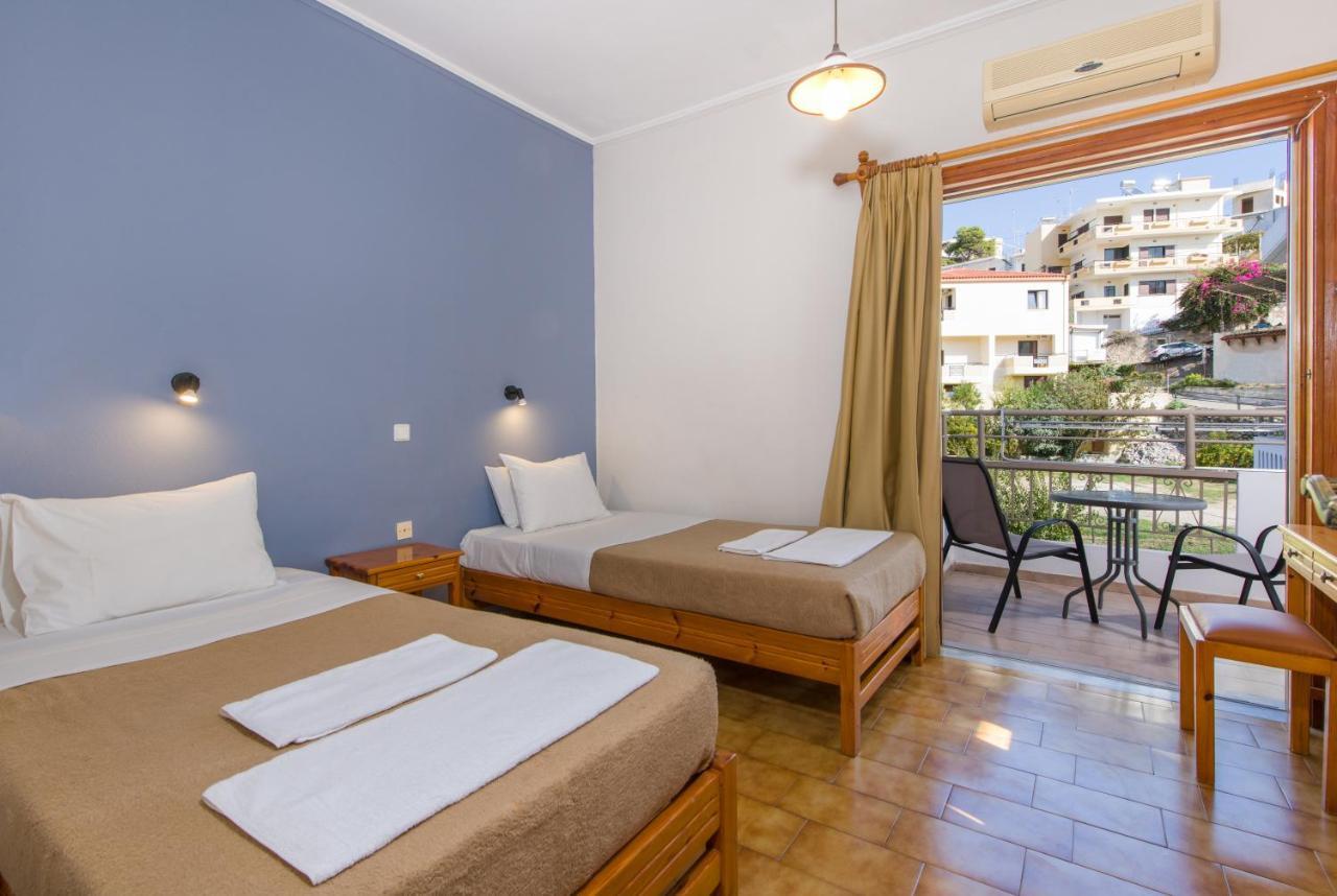 Varouxakis Hotel Platanés エクステリア 写真